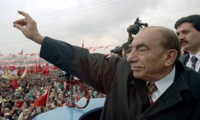 Vefatının 24. Yılında Alparslan Türkeş Beyefendiyi Rahmetle Anıyoruz