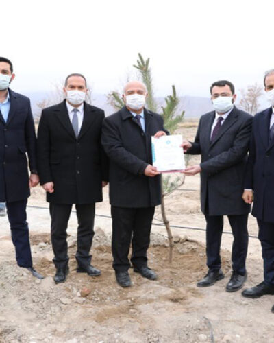 Niğde Ömer Halisdemir Üniversitesinde Fidan Dikimi Etkinliği