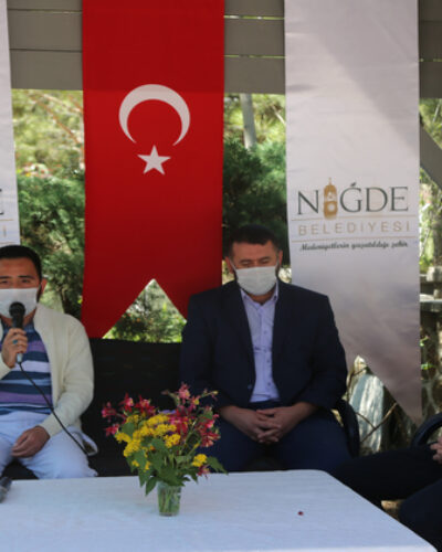 Niğde Derbent Mezarlığı’nda Kuran Tilaveti ve Dua Programı