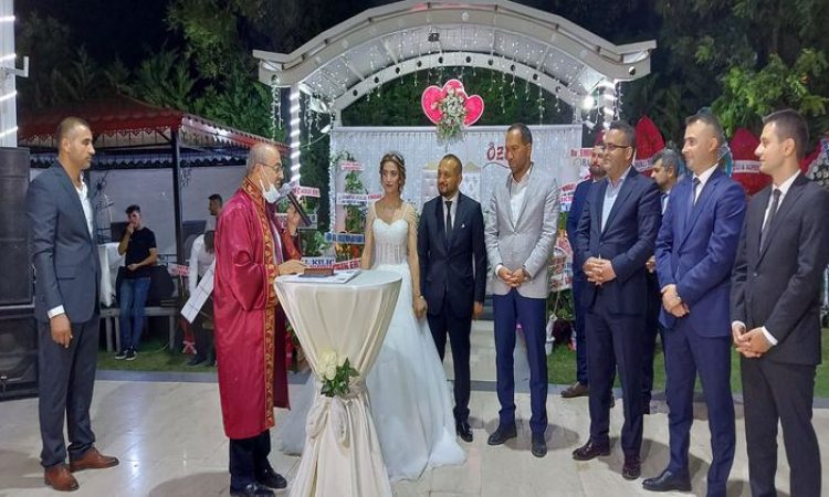 Gündoğdu Ailesinin Mutlu Günü