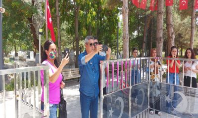 TRT Sanatçıları Halisdemir’in Kabrini Ziyaret Etti!