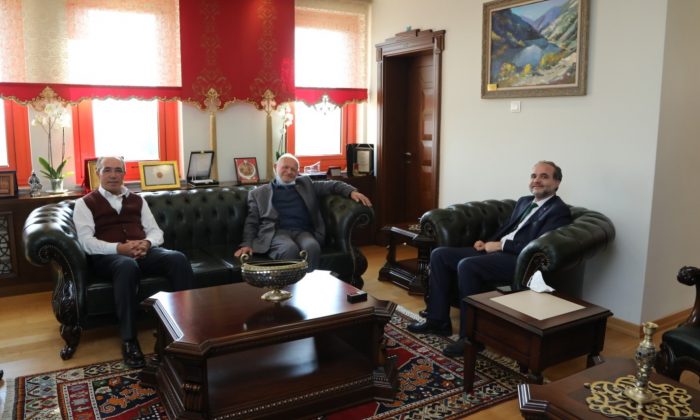 Halk Şairi ve Bestekar Ali Ercan, Rektör Prof. Dr. Hasan Uslu’yu Ziyaret Etti