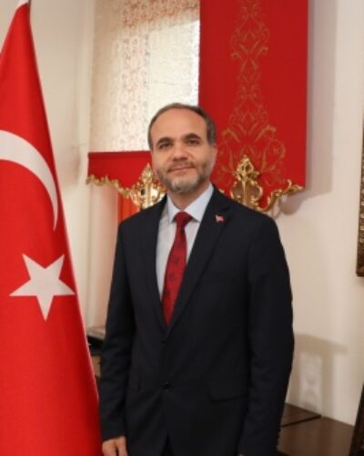 NÖHÜ Rektörü Uslu’dan İsmet Ünver’e tebrik mesajı