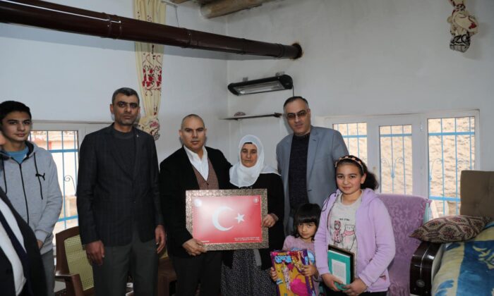 Vali Koç’tan şehit ailelerine ziyaret