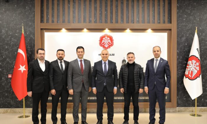 Ak Partili vekillerden Vali Koç’a ziyaret