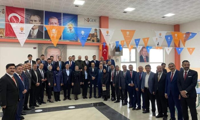 Ak Parti’de dijital temayül yoklaması