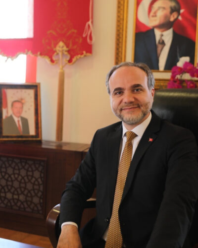 Rektör Uslu’dan 1 Mayıs Emek ve Dayanışma Günü Mesajı