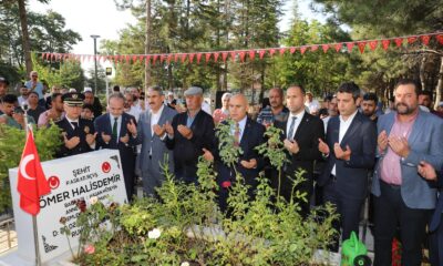 15 Temmuz’da şehitlikler ziyaret edildi