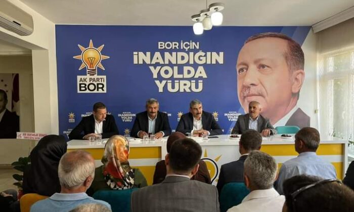 Milletvekili Uzkurt Bor’da bayramlaştı