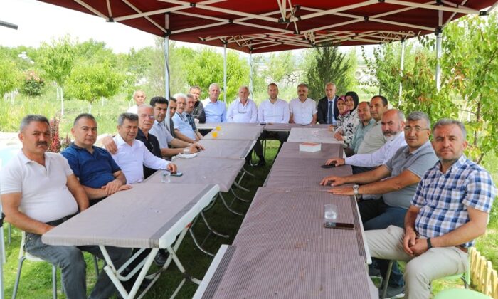 Başkan Özdemir Muhtarlarla Bir Araya Geldi