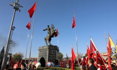 Atatürk saygı, rahmet ve özlemle anıldı