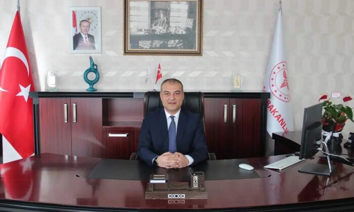 Niğde İl Sağlık Müdürümüz Dr. Bahadır KARACA Niğde İl Sağlık Müdürlüğü’nde göreve başladı.