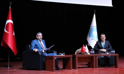 Üniversitemizde “Öğrenci ve Akademisyen Buluşması” Programı Gerçekleştirildi