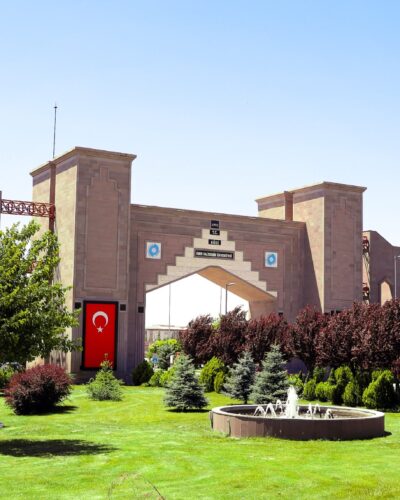 Niğde Ömer Halisdemir Üniversitesi Eğitim Fakültesi “Turuncu Bayrak” Adayı Oldu