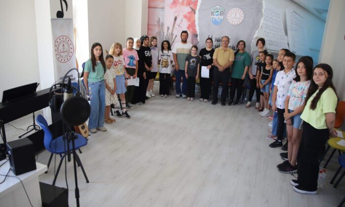 İL MİLLİ EĞİTİM MÜDÜRÜ HALİL İBRAHİM YAŞAR’DAN ‘KOP YENİ NESİL ÖĞRENME MERKEZİ’ ZİYARETİ