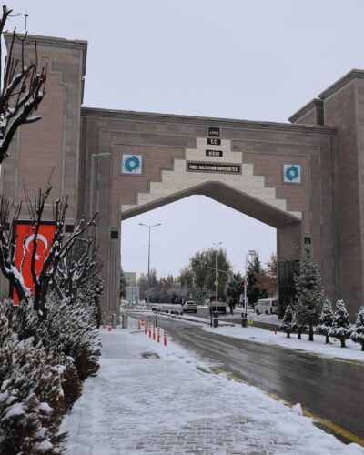 NİĞDE ÖMER HALİSDEMİR ÜNİVERSİTESİ 2024-2025 AKADEMİK YILI AÇILIYOR