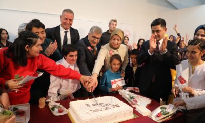 ALTUNHİSAR ENGELLİ BAKIM VE REHABİLİTASYON MERKEZİ’NDE DÜNYA ENGELLİLER GÜNÜ ETKİNLİĞİ DÜZENLENDİ