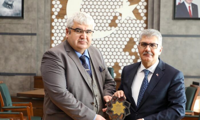 NİĞDE EĞİTİM VE ARAŞTIRMA HASTANESİ’NDEN TEŞEKKÜR ZİYARETLERİ