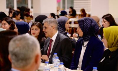 VALİ CAHİT ÇELİK, ÖĞRENCİLERLE İFTAR PROGRAMINDA BULUŞTU