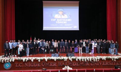 NİĞDE ÖMER HALİSDEMİR ÜNİVERSİTESİ’NDE 14 MART TIP BAYRAMI TÖRENİ DÜZENLENDİ