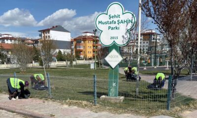 NİĞDE’DE PARKLARDA BAHAR TEMİZLİĞİ BAŞLADI