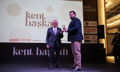 BAŞKAN AHMET HALİSDEMİR’E KENT&BAŞKAN 2025 ÖDÜLÜ