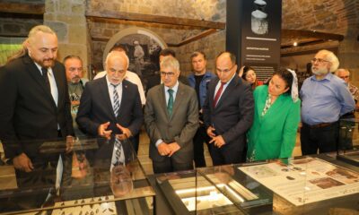 NİĞDE’DE KÜLTÜREL BİR IŞIK: “OBSİDİYEN” SERGİSİ ZİYARETE AÇILDI