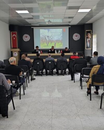 NİĞDE’DE ZİRAİ DON ZARARI MASAYA YATIRILDI: ÜRETİCİLERE TEKNİK UYARILAR YAPILDI