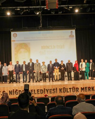 EBUBEKİR HÂZIM TEPEYRAN HİKÂYE YARIŞMASI ÖDÜL TÖRENİ NİĞDE’DE GERÇEKLEŞTİRİLDİ