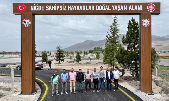 NİĞDE’DE SAHİPSİZ CANLARA GÜVENLİ YAŞAM: DOĞAL YAŞAM ALANI BÜYÜYOR