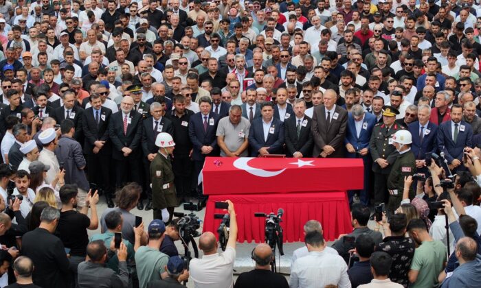 PENÇE-KİLİT HAREKÂTI ŞEHİDİ UZMAN ÇAVUŞ ENVER YAMAN, EDİKLİ’DE SON YOLCULUĞUNA UĞURLANDI