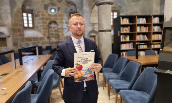 NİĞDE’NİN EKONOMİK VE SOSYAL GELECEĞİNE IŞIK TUTAN ESER TANITILDI