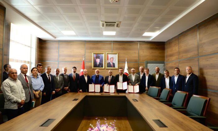 NİĞDE’DE TARIMSAL ÜRETİM VE PAZARLAMA İŞ BİRLİĞİ PROTOKOLÜ İMZALANDI