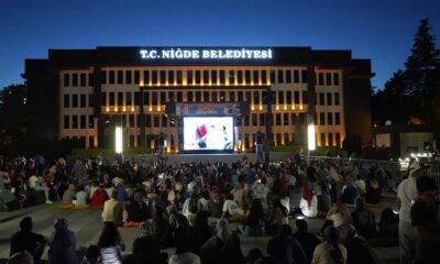 NİĞDE’DE MİNDERLİ SİNEMA AKŞAMLARI DEVAM EDİYOR