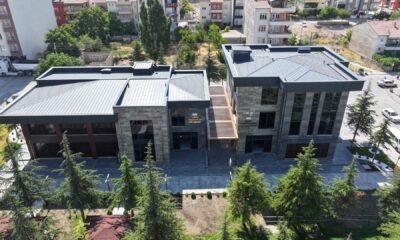 YAŞAR KAPLAN KÜTÜPHANESİ VE DR. MÜZEYYEN TOKER KADIN YAŞAM MERKEZİ AÇILIYOR