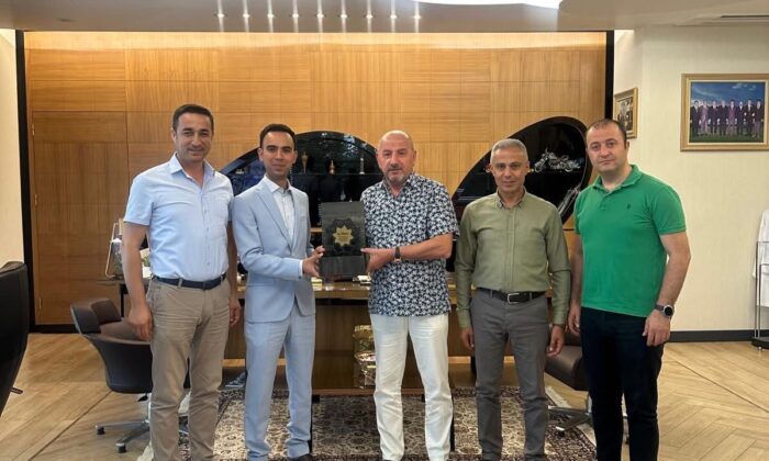 BOR DEVLET HASTANESİ’NE YENİ TIBBİ CİHAZ BAĞIŞIYLA SAĞLIK HİZMETLERİ GÜÇLENİYOR