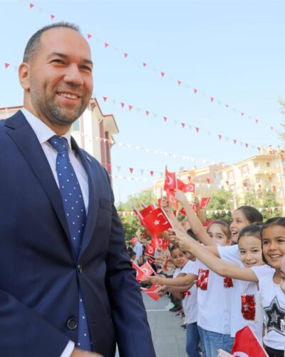 BAŞKAN ÖZDEMİR’DEN YENİ EĞİTİM VE ÖĞRETİM YILI MESAJI