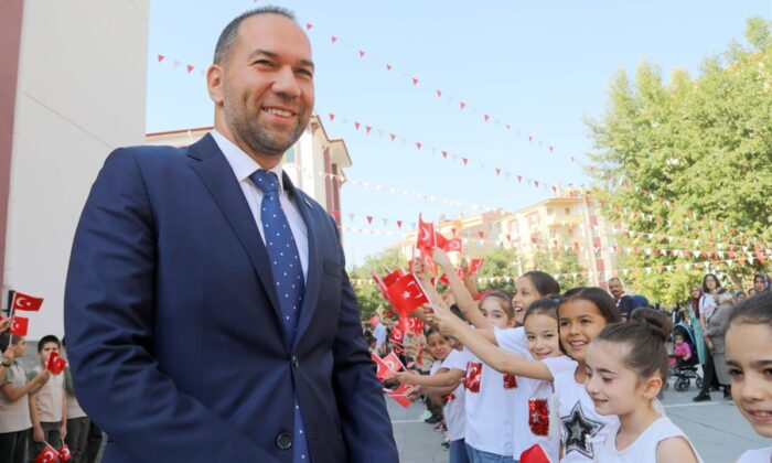 BAŞKAN ÖZDEMİR’DEN YENİ EĞİTİM VE ÖĞRETİM YILI MESAJI