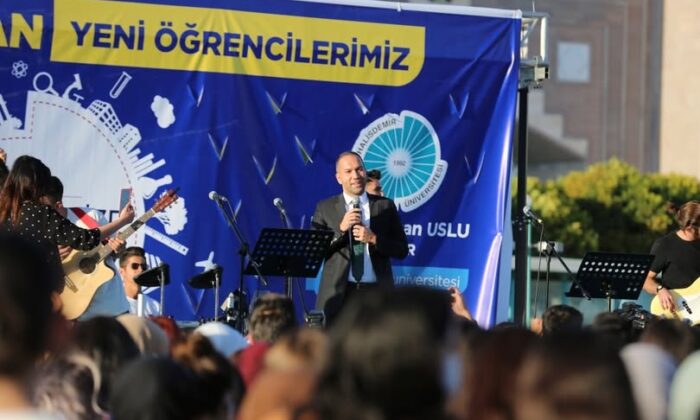 BAŞKAN ÖZDEMİR’DEN ÖMER HALİSDEMİR ÜNİVERSİTESİ’NE YENİ EĞİTİM YILI MESAJI