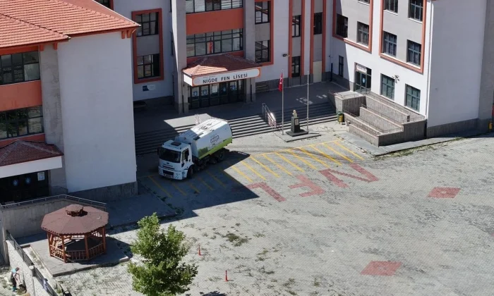 NİĞDE BELEDİYESİ’NDEN OKULLARA VE ÖĞRENCİLERE TAM DESTEK