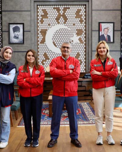 T3 VAKFI NİĞDE TEMSİLCİLERİ VALİ CAHİT ÇELİK’İ ZİYARET ETTİ