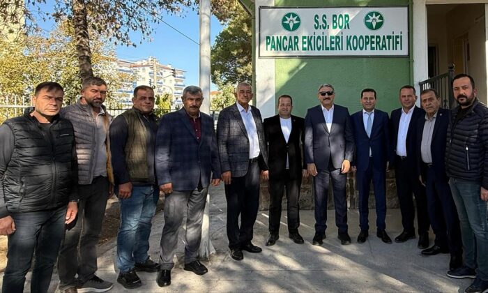 PROF. DR. CEVAHIR UZKURT, BOR’DA ESNAF VE STK TEMSILCILERIYLE BULUŞTU
