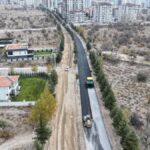 NİĞDE’DE 75. YIL CADDESİ’NDE ASFALT SERİMİ BAŞLADI