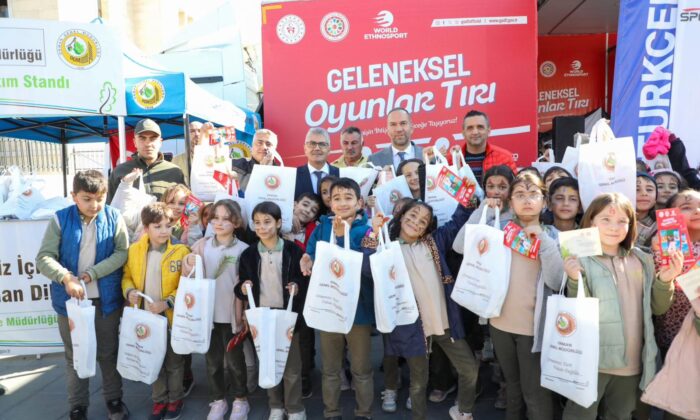 GELENEKSEL OYUNLAR TIRI NİĞDE’DE ÇOCUKLARLA BULUŞTU