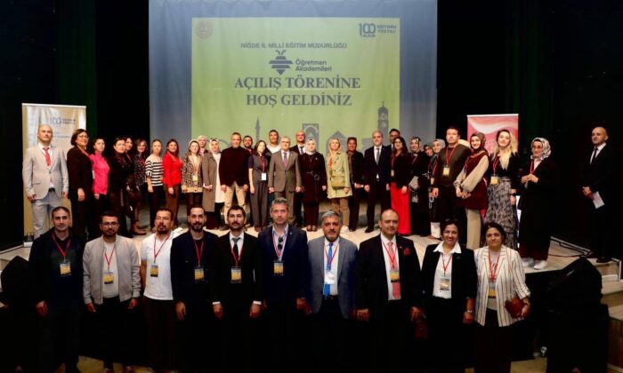 ÖĞRETMEN AKADEMİLERİ PROJESİ NİĞDE’DE BAŞLADI