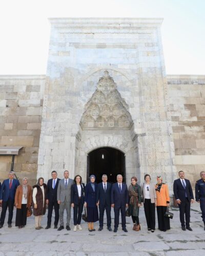 NİĞDE PROTOKOLÜNDEN AKSARAY SULTANHANI’NA ZİYARET