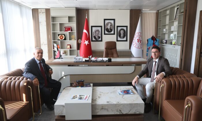 İSMET ÜNVER’DEN İL MÜDÜRÜ ÖTGÜNLÜ’YE ZİYARET