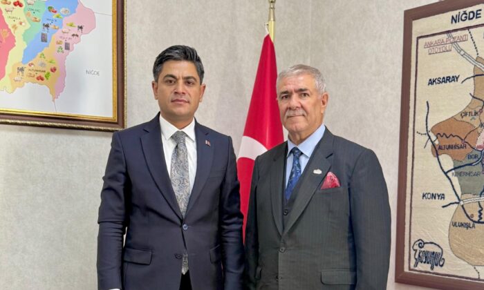 İSMET ÜNVER’DEN KAYMAKAM BAĞIŞ’A TAZİYE ZİYARETİ