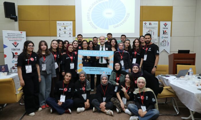 NİĞDE ÖMER HALİSDEMİR ÜNİVERSİTESİNDEN AKRAN ZORBALIĞINA DİKKAT ÇEKEN PROJE