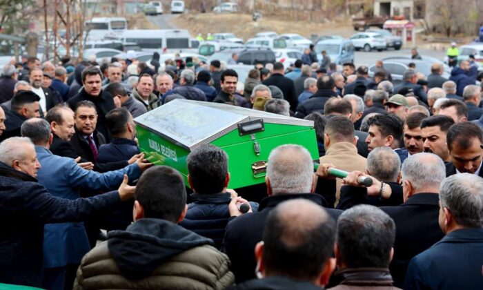 KAYMAKAM MURAT DURU’NUN ANNE ACISI